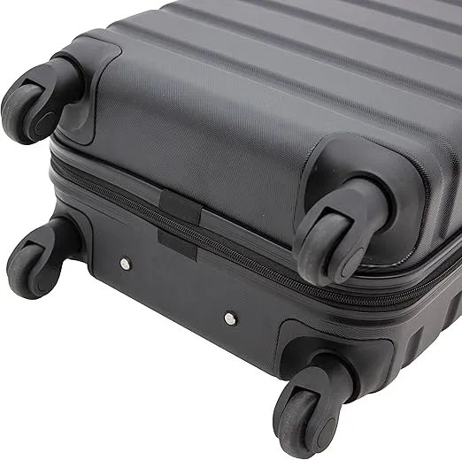 Travelers Club Harper Luggage, Black, 22-Inch Carry-On