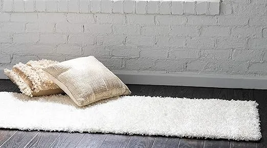 Unique Loom Solid Shag Collection Area Rug (2' 7" x 10' Runner, Snow White)